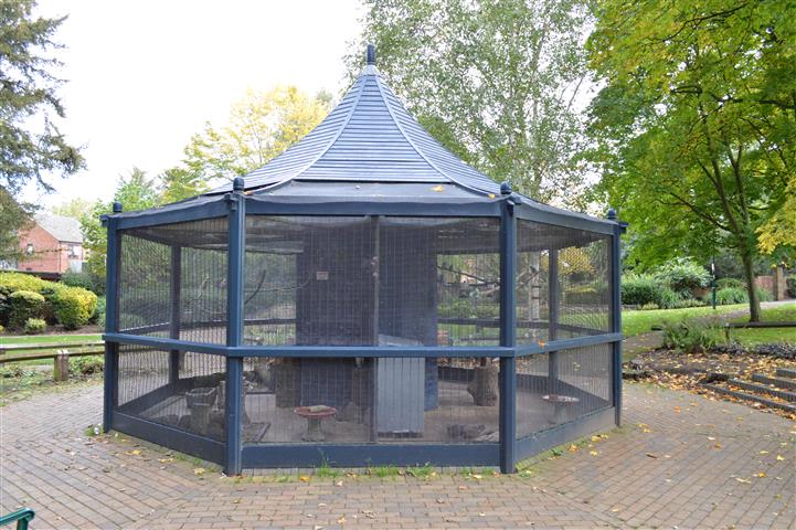 People's Park bird aviary