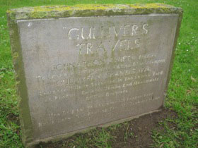 gulllivers travel plaque